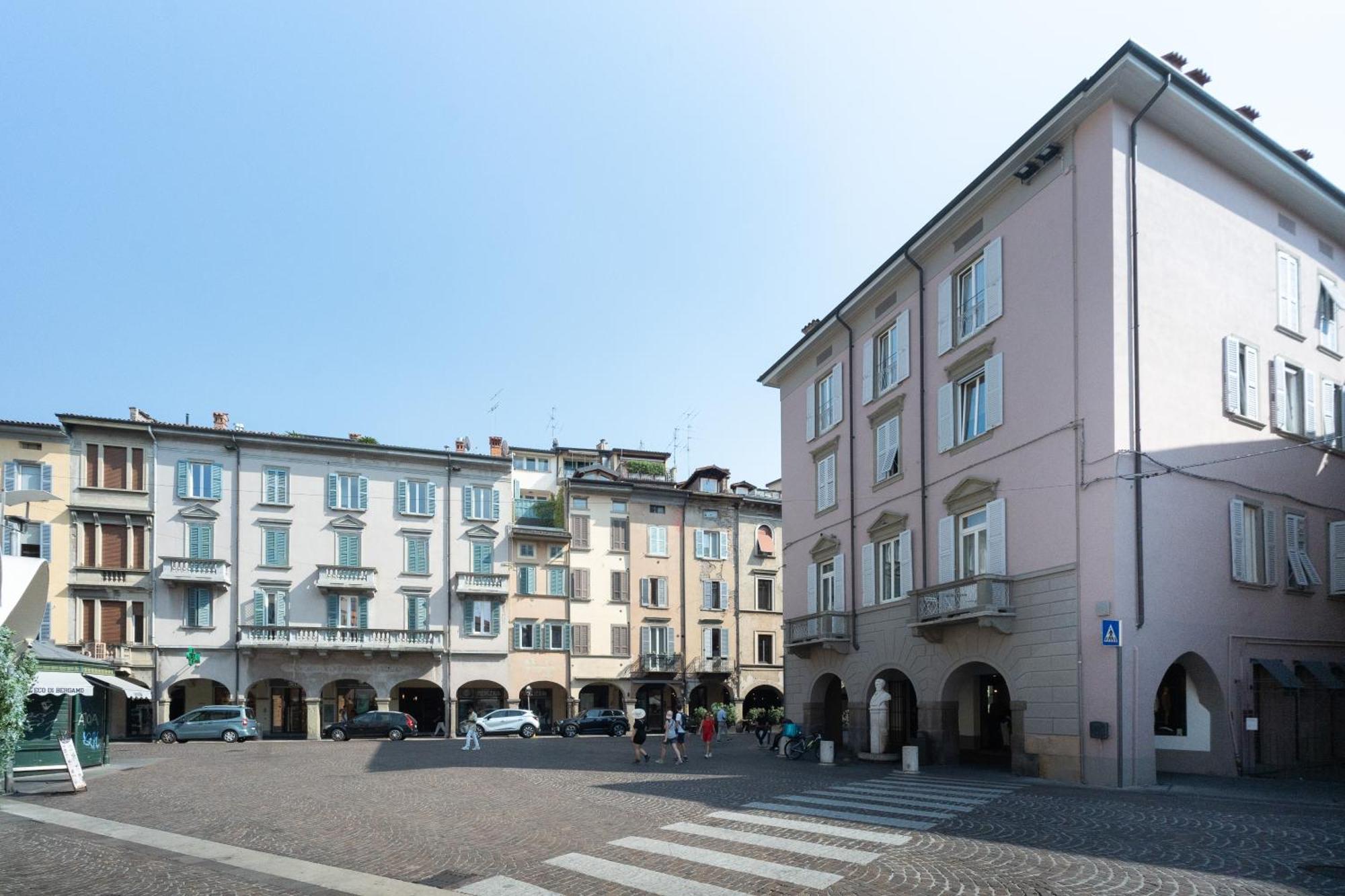 Al Donni Aircon City Center Bérgamo Exterior foto